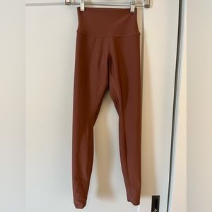 Alo Yoga High-Waist Airlift Legging